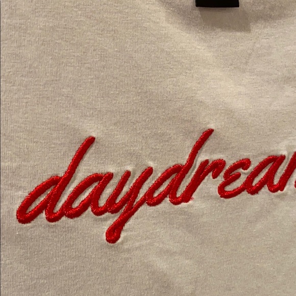 * 3 for $20 * — Forever 21 “daydreamer” tshirt - Picture 3 of 3